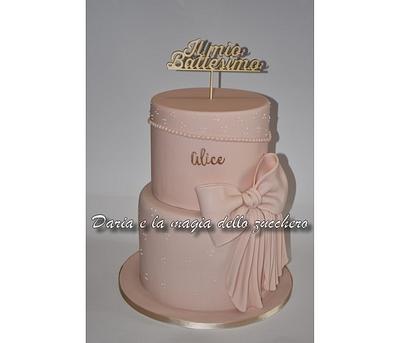 Alice's baptism cake - Cake by Daria Albanese