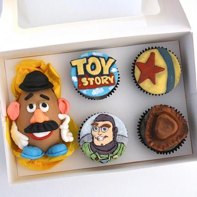 Toy Story Cupcake Box - Cake by Juliana’s Cake Laboratory 