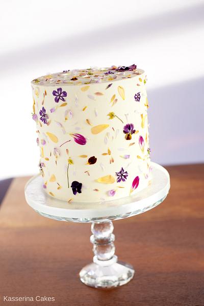 Organic edible petal cake - Cake by Kasserina Cakes