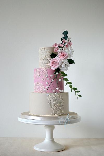 Charlotte - Cake by Amanda Earl Cake Design