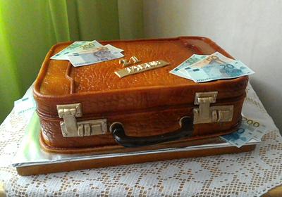 Suitcase with money - Cake by luhli
