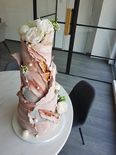 couture cake  - Cake by Malic Alice