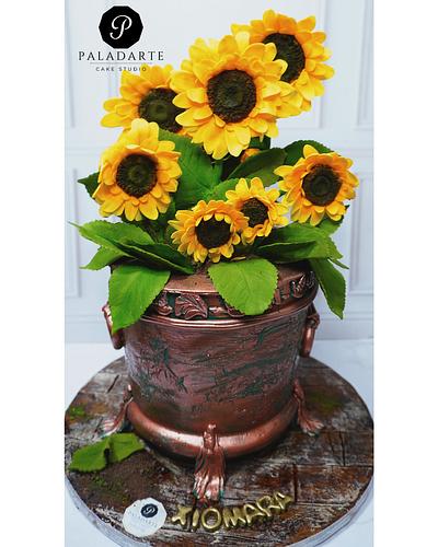 Vintage pot cake with gum paste sunflowers  - Cake by Paladarte El Salvador