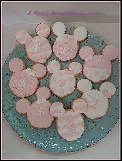 Minnie mouse cookies  - Cake by Konstantina - K & D's Sweet Creations