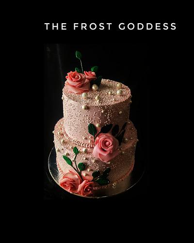 An elegant wedding cake  - Cake by thefrostgoddess