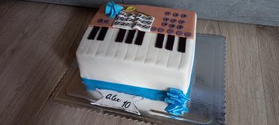 Piano - Cake by Stanka