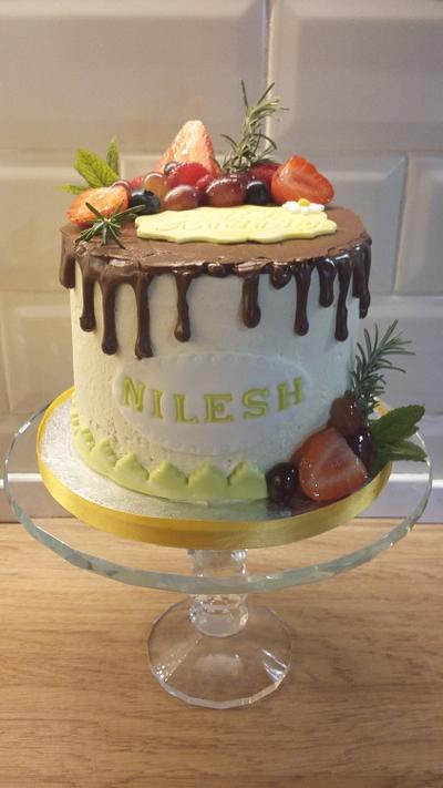Fresh cream and fruit  drip cake - Cake by Karen's Kakery