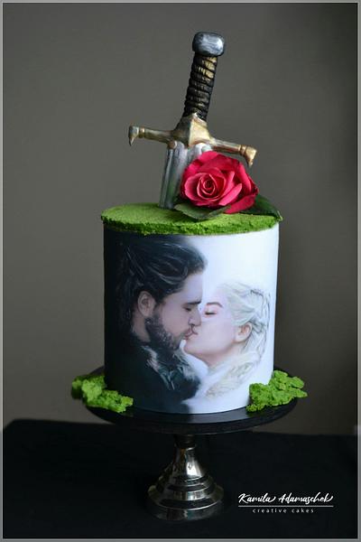 Love - Cake by KamilaAdamaschek