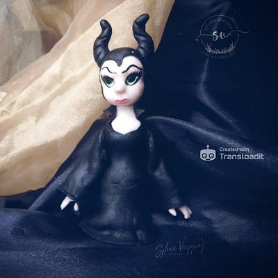 Maleficent Cake Topper - Cake by Syl 