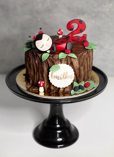 Ladybug cake - Cake by Dominikovo Dortičkovo