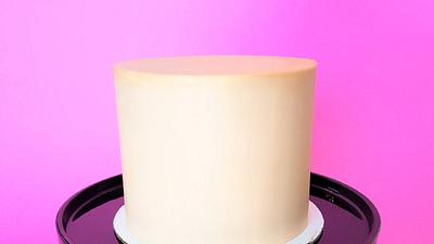 Achieve Sharp Edges on Buttercream - Cake by Buttercut_bakery