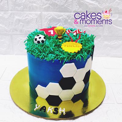 Football Theme - Cake by Cakes & Moments
