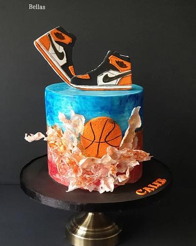 Basketball themed cake - Cake by Bella's Cakes 