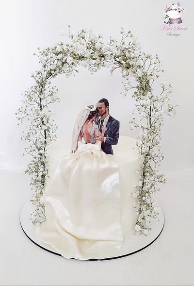 Simple wedding cake  - Cake by Kristina Mineva