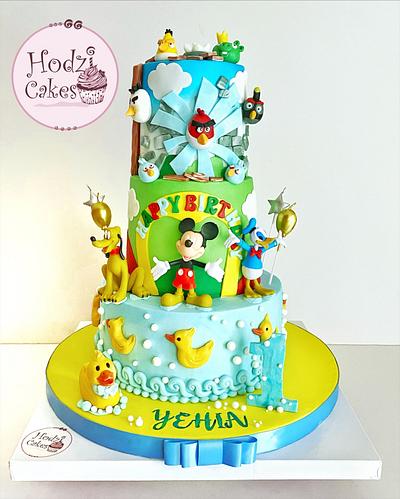 1st Birthday Cake 🥳🎈 - Cake by Hend Taha-HODZI CAKES