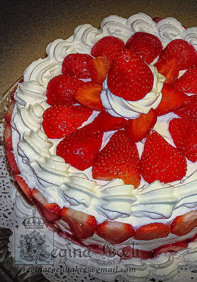 Strawberries galore - Cake by Regina Coeli Baker