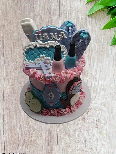 Spa birthday cake 💄💅 - Cake by The Custom Piece of Cake