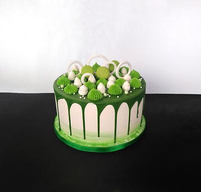 Almost identical cakes - Cake by Dari Karafizieva