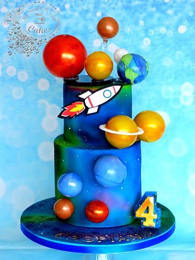Solar System  - Cake by Beata Khoo