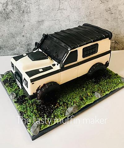 Landrover vicky  - Cake by Andrea 