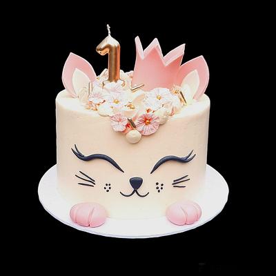 Cute cat cake 🎂 - Cake by Julie's Cakes 