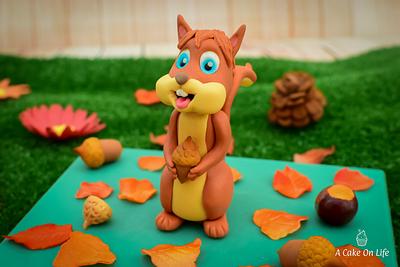 Squirrel Cake Topper - Cake by Acakeonlife