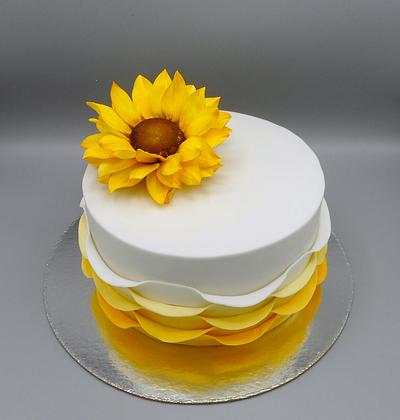 Birthday cake with sugar sunflower  - Cake by Janka