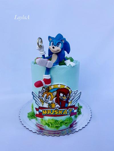 Sonic - Cake by Layla A