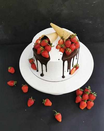 Strawberry cake - Cake by Frajla Jovana