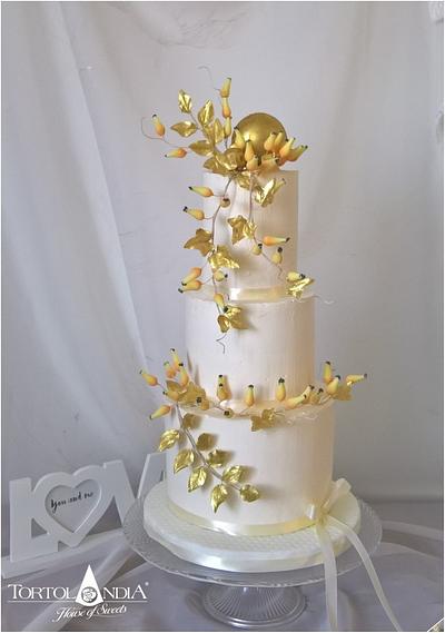 Elegant birthday cake  - Cake by Tortolandia