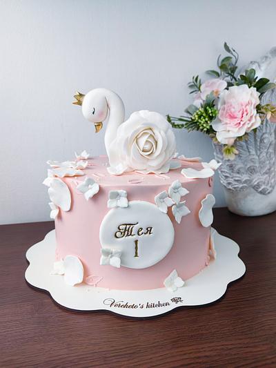 Swan cake - Cake by Vyara Blagoeva 