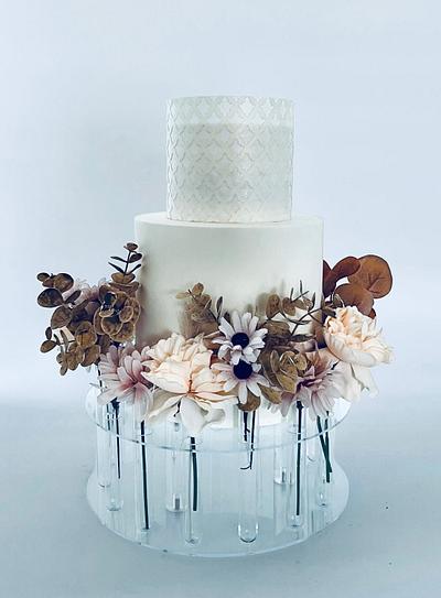 Boheme chic wedding cake  - Cake by Cindy Sauvage 