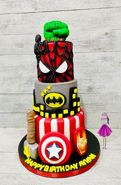 super hero cake by lolodeliciouscake  - Cake by Lolodeliciouscake