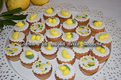 Lemons minicupcakes - Cake by Daria Albanese