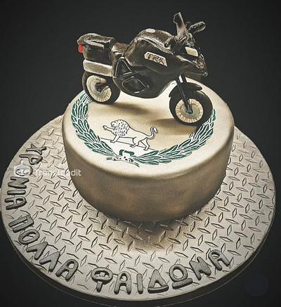 Benelli motorbike cake - Cake by WhenEffieDecidedToBake