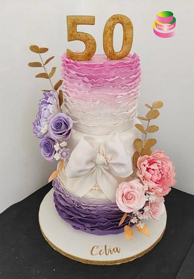 Sugar Flower birthday cake - Cake by Ruth - Gatoandcake