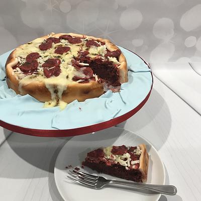 Red velvet pizza! - Cake by bakemydayiom