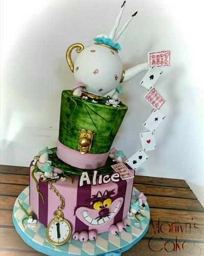 Alice nel paese delle meraviglie  - Cake by Marilyn' s Cakes 