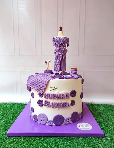 Fashion designer cake  - Cake by emycakesdamnhor