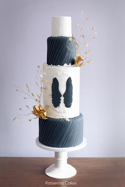 Blue and gold wedding cake - Cake by Kasserina Cakes