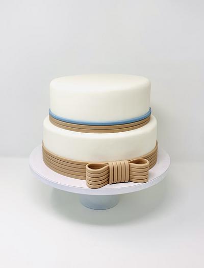 Essential cake - Cake by Annette Cake design