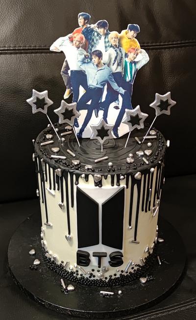 BTS - Cake by OSLAVKA