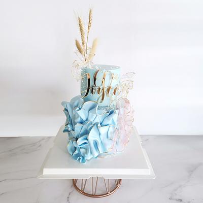 Contemporary ruffle cake - Cake by Wendy