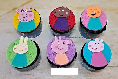 Peppa Pig and friends cupcakes - Cake by Sweet Mantra Homemade Customized Cakes Pune