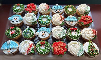 Christmas Cupcakes 🎄 - Cake by Wendy Army