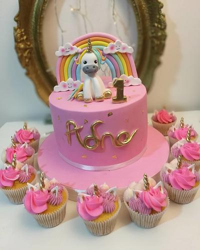 Pink unicorn - Cake by AzraTorte