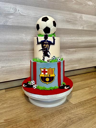 Football cake - Cake by DaraCakes