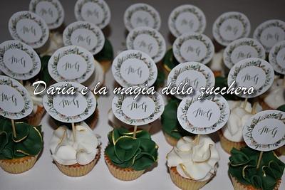 Winter wedding minicupcakes - Cake by Daria Albanese