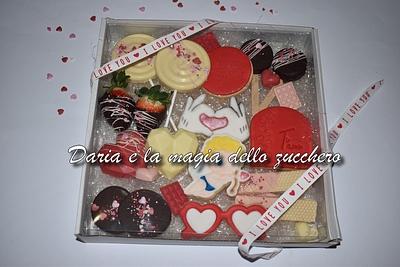 Valentine's sweet box 1 - Cake by Daria Albanese