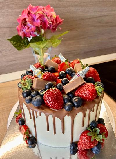 Fruity delight - Cake by Sveta